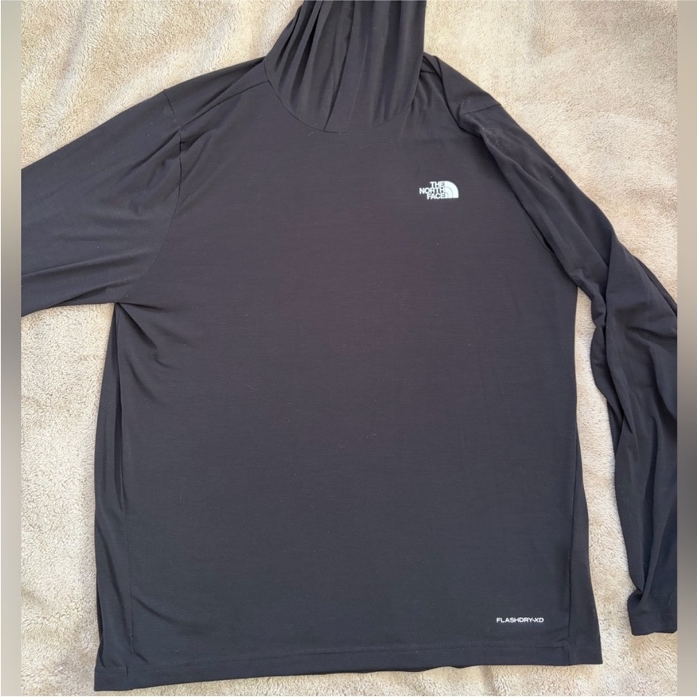 The North Face Men's Black Long Sleeve Hooded Performance Shirt